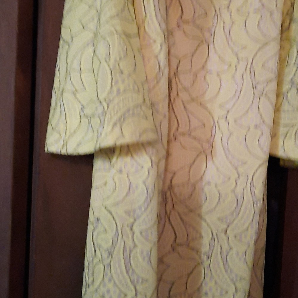 Never worn - Picture 3 of 4